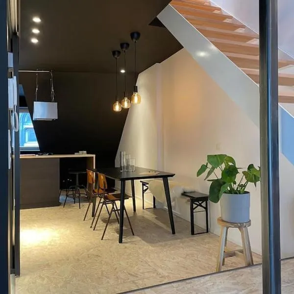 Duplex in the historic heart of Liège - 3rd floor โรงแรมในเลียจ