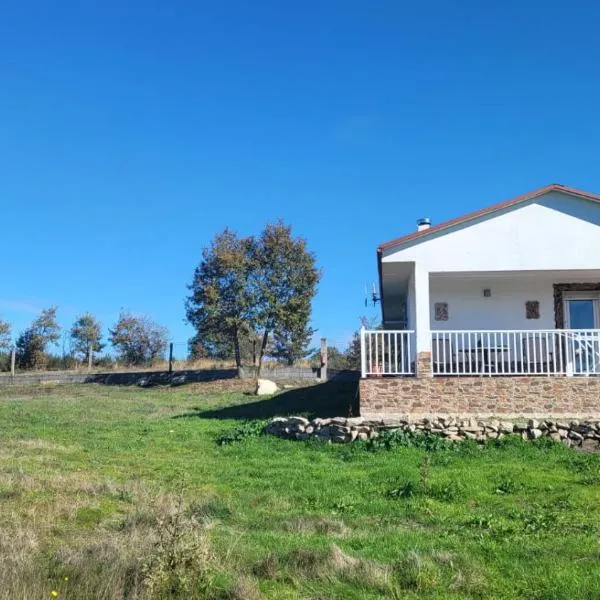 “Casa abella “, hotel u gradu Verín