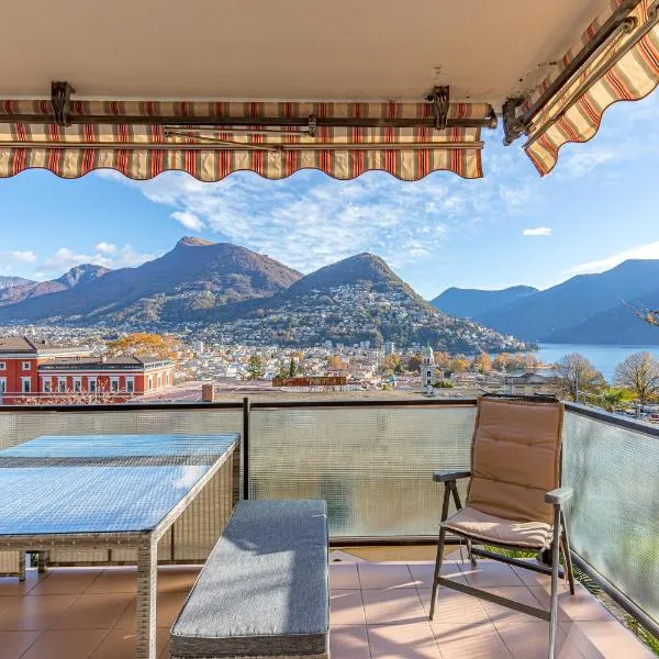 Imperial of Lugano 4 with a lake view, hotel em Morcote