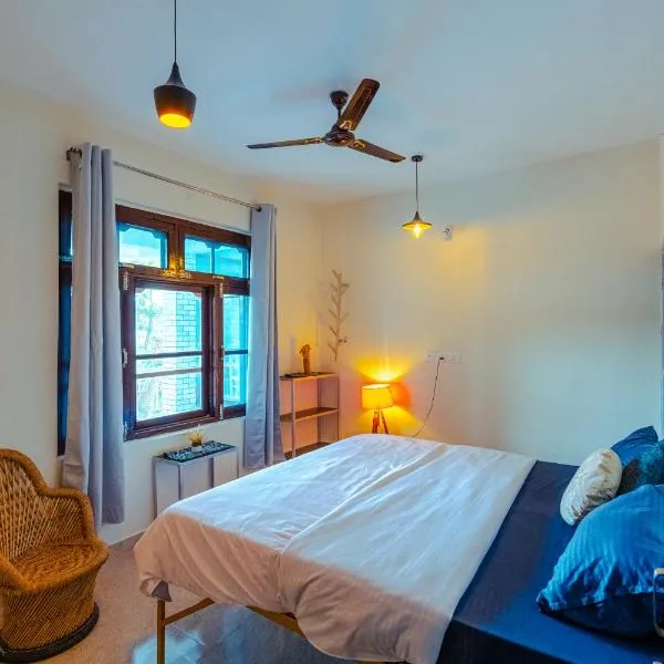 FreeStays TownHouse - 11 BHK, Suja Bir Himachal, hotel i Bir