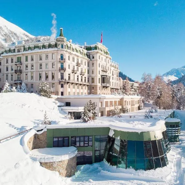 Grand Hotel Kronenhof, hotel u gradu Berninahäuser