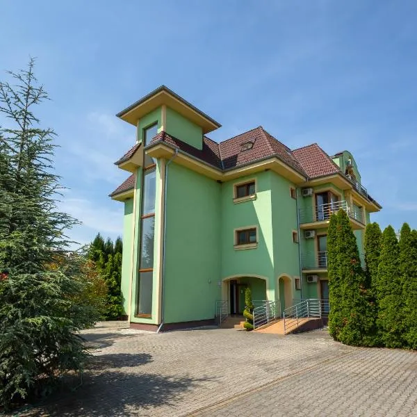 Velky Meder Penzion, hotel sa Veľký Meder