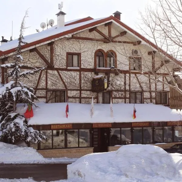 Le Cedrus Hotel, viešbutis mieste Al Arzas