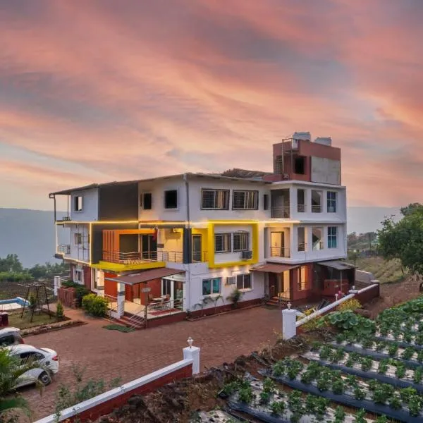 Mahabaleshwar में, होटल Strawberry King Resort