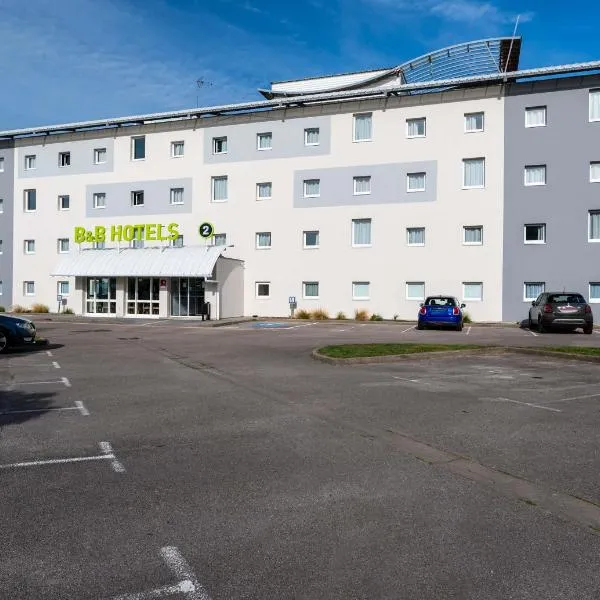 B&B HOTEL Calais Terminal Cité Europe 2 étoiles、コケルのホテル