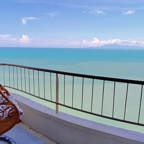 Rainbow Paradise with Beach in Tanjung Bungah, hotell i Tanjung Bungah