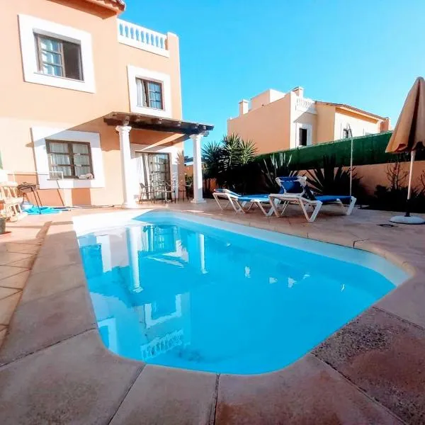 A casa di Ilaria, hotel in Corralejo