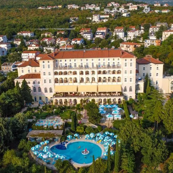 Hotel Kvarner Palace, hotel di Crikvenica