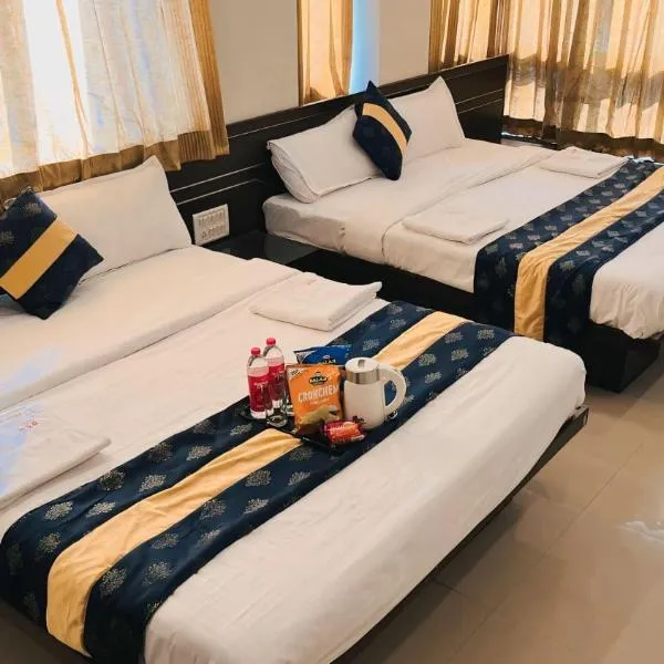 Hotel Shri Govind, hotell i Shirdi