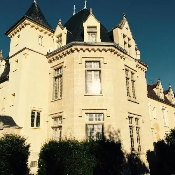 Le Castel Ecossais, hotell i Chantilly