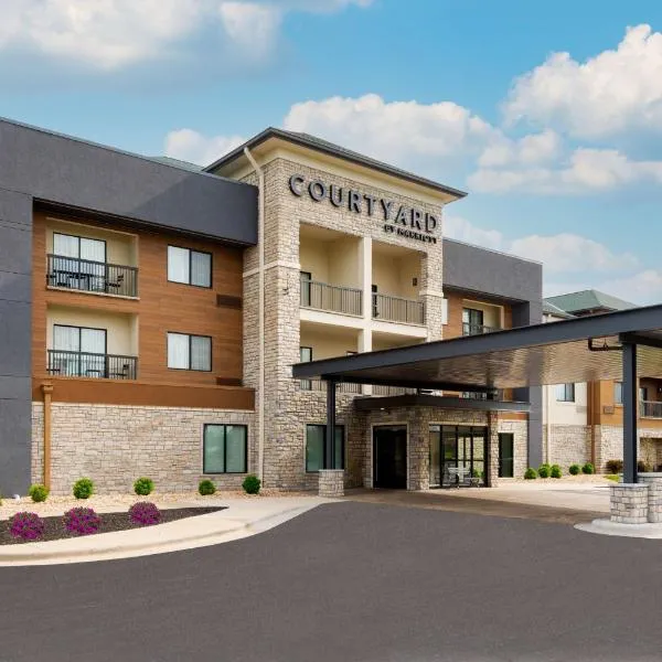 Courtyard by Marriott Springfield Airport, hotel u gradu 'Springfield'