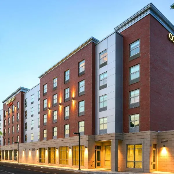 Courtyard by Marriott Edgewater NYC Area, hótel Edgewater (New Jersey)