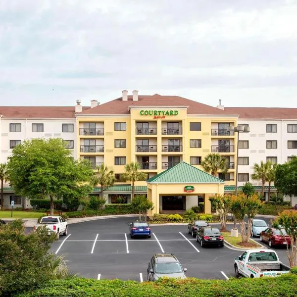 Courtyard by Marriott Myrtle Beach Barefoot Landing, hotel v destinaci Myrtle Beach