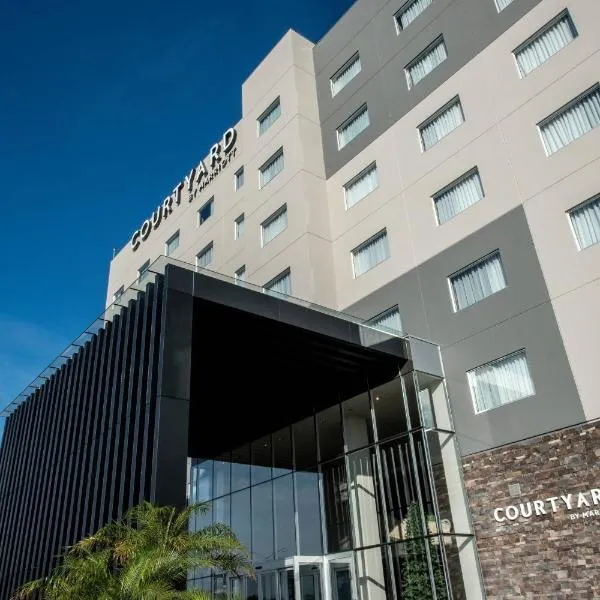 Courtyard by Marriott San Luis Potosi, Los Lagos: San Luis Potosí'de bir otel