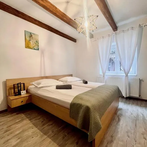 Apartament Turnul Olarilor, khách sạn ở Sibiu