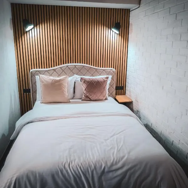 Apartamentai Biržuose, cozy garage، فندق في بيرزاي