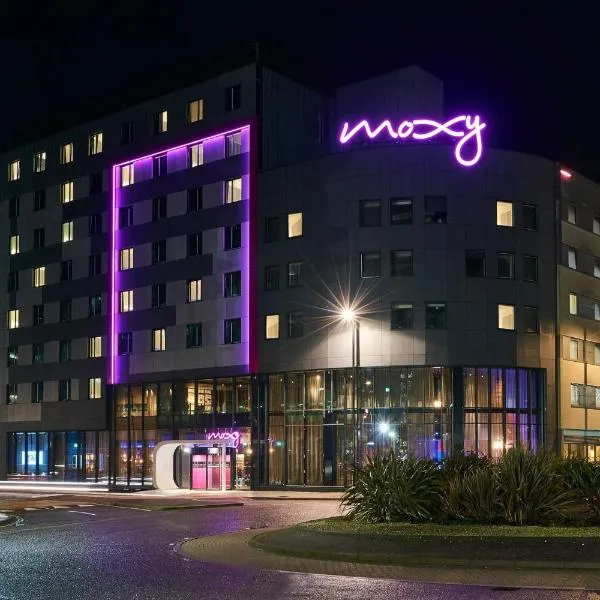 Moxy Southampton, hotel in Beaulieu