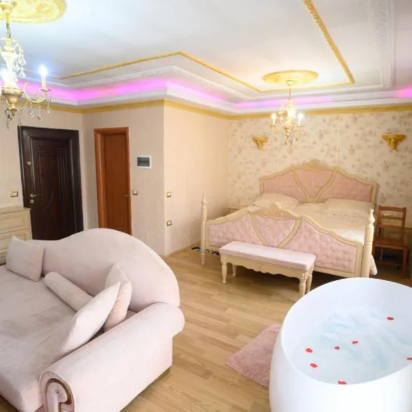 Luxurious Apartment Lake View Pogradec, hotell i Tushemisht