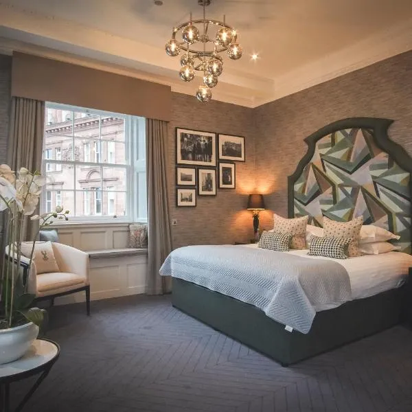 The Rutland Hotel & Apartments, hotel sa Edinburgh