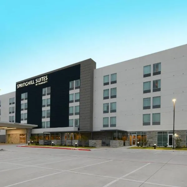 SpringHill Suites Dallas DFW Airport South/CentrePort, ξενοδοχείο στο Άρλινγκτον