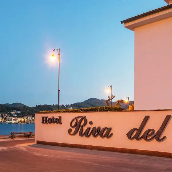 Hotel Riva del Sole, hotel u gradu Marina di Kampo