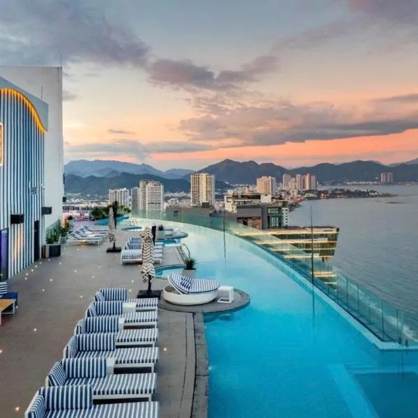 Panorama Wins Hotel Nha Trang, хотел в На Транг