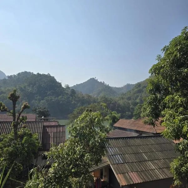 Nature tour Guesthouse, hotel din nong khiaw