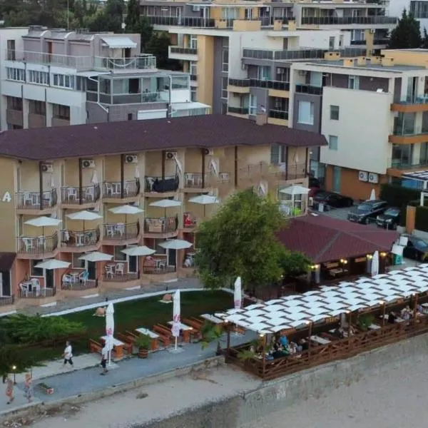 Aura Family Hotel, hotel Ravdában