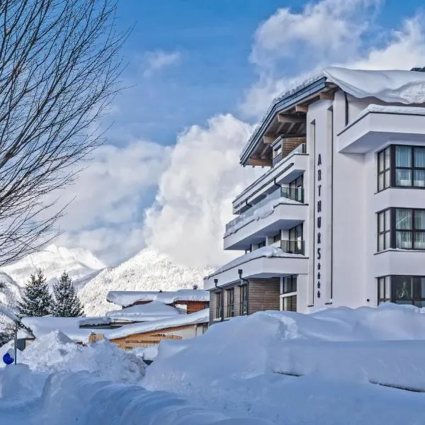 Arthur's Hotel und Apartments am Achensee, hotel en Kundl