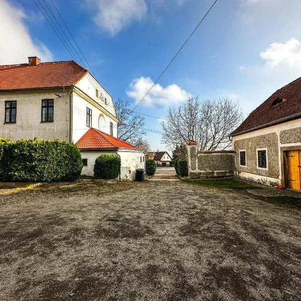 Stará pošta, hotel u gradu Telnice