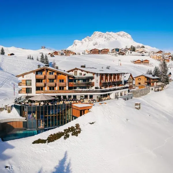 Hotel Goldener Berg, hotel u gradu Leh am Arlberg