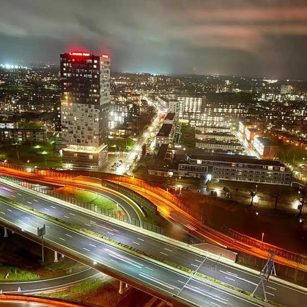 Leonardo Hotel Groningen, hotel en Groninga