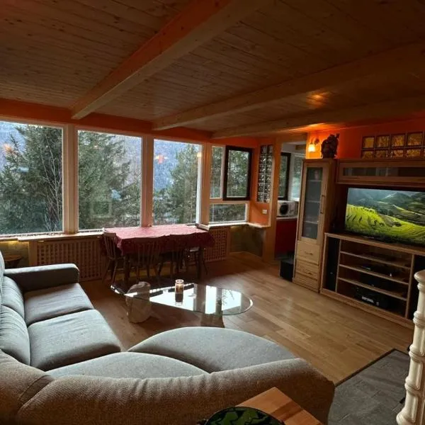 Chalet DolceVista, ξενοδοχείο σε Borca di Cadore