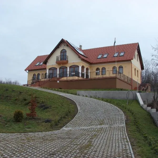 Berezdtető Vendégház, hotel di Bogács