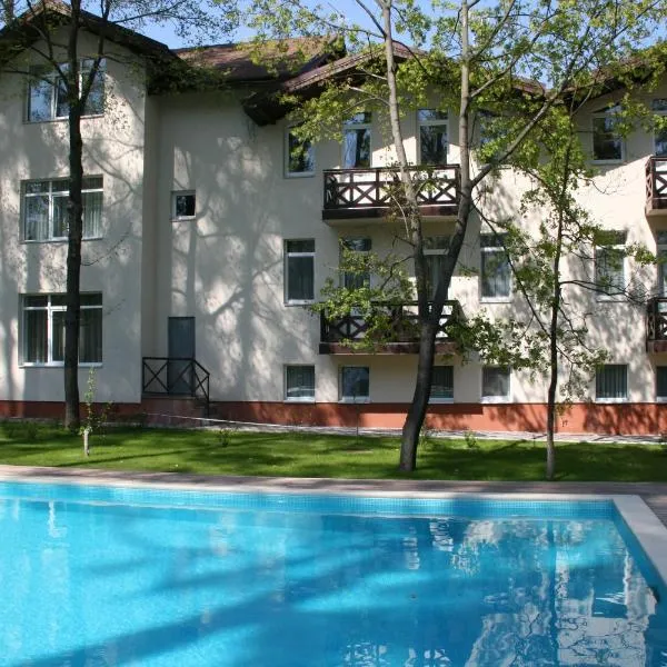 Viktoria Park Hotel, hotel em Irpin