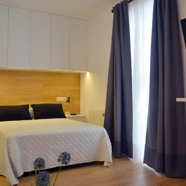 Apartamentos Córdoba Atrium, hotel u gradu 'Villarrubia'