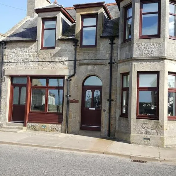 Tighnabruaich Annex, hotel u gradu Lossiemouth