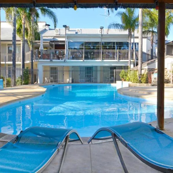 Mandurah Motel and Apartments, hotel di Mandurah