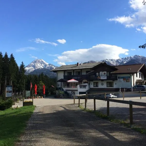 Karawanken Lodge, hotel v Beljaku