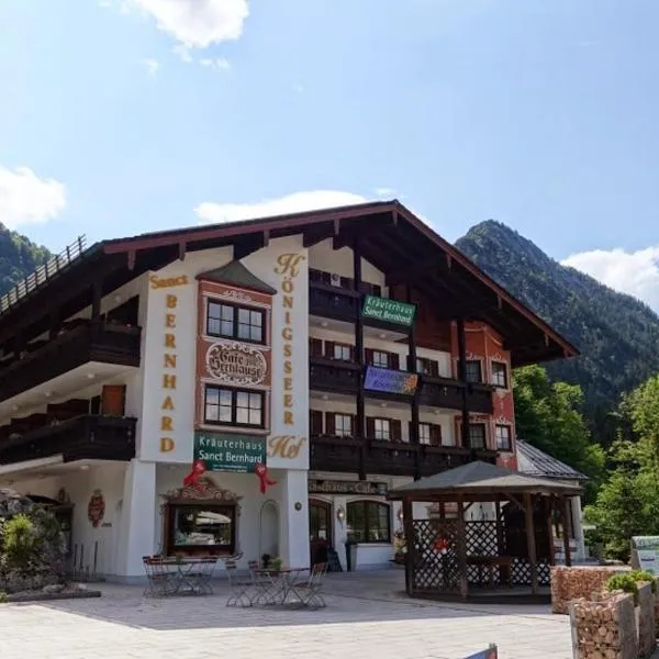 Hotel "Königsseer Hof", hotelli Schönau am Königsseessä