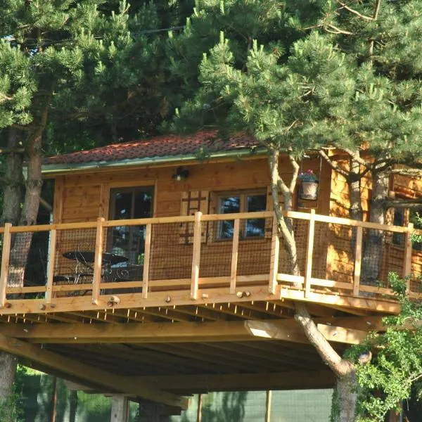 L'Etournelle - Cabane Perchée, hotel in Lyon