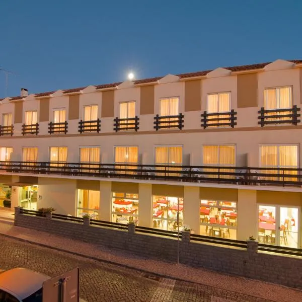 Hotel Miramar - São Pedro de Moel, ξενοδοχείο σε Sao Pedro de Muel