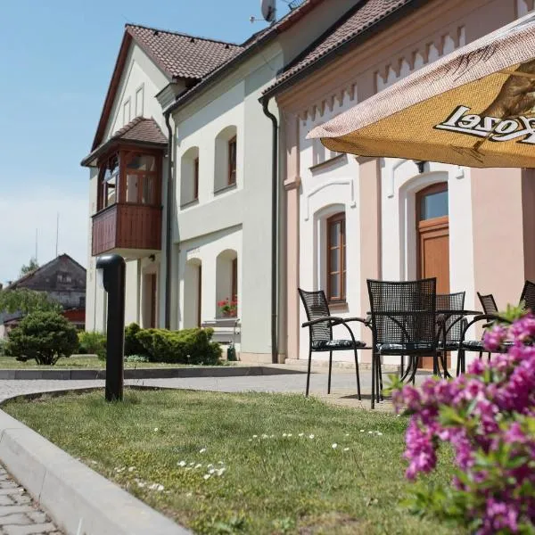 Penzion Nad Oborou, hotel i Hradec Králové