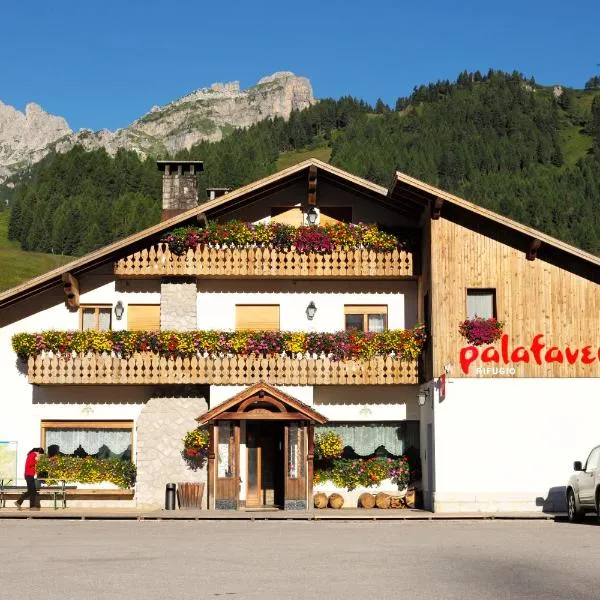 Rifugio Palafavera, hotell i Borca di Cadore