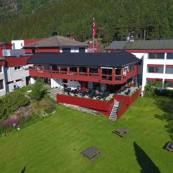 Revsnes Hotel, hotel u gradu Byglandsfjord