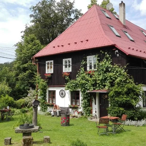 Pension Laura, hotel en Česká Kamenice