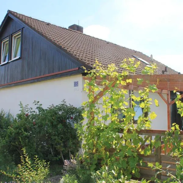 Apartment Bergblick Bischberg bei Bamberg, hotelli kohteessa Stegaurach