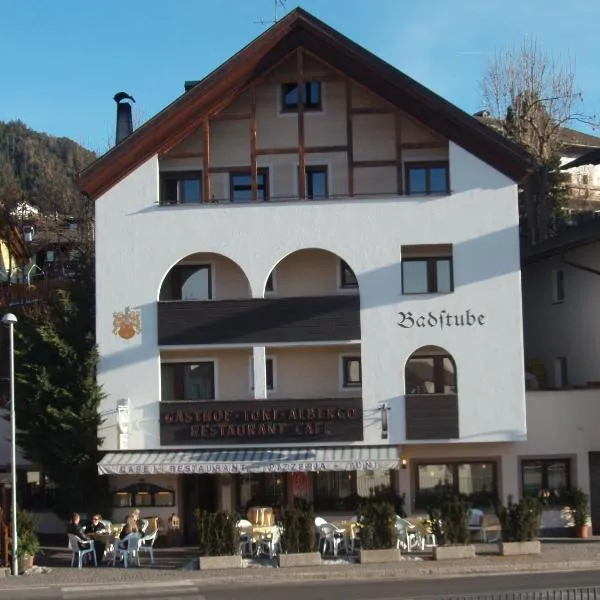 Gasthof Toni, hotel u gradu 'Castelrotto'