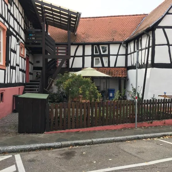 Gästehaus Windheim (Karlsruher Denkmal), hotel i Karlsruhe