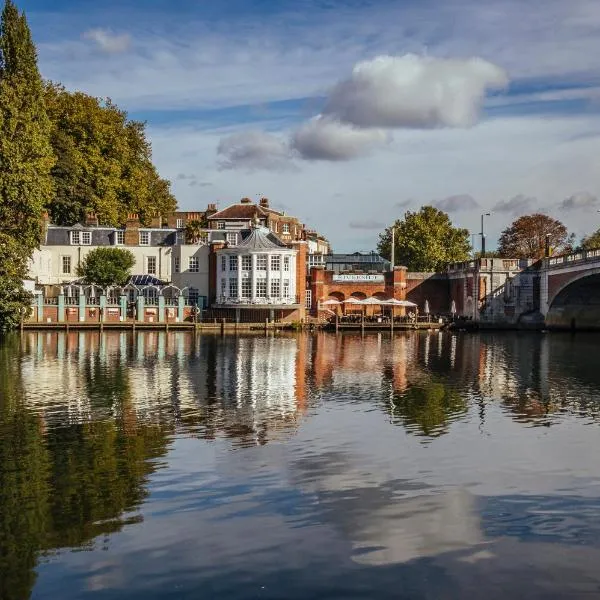 The Mitre, Hampton Court, hotel v destinaci Kingston upon Thames